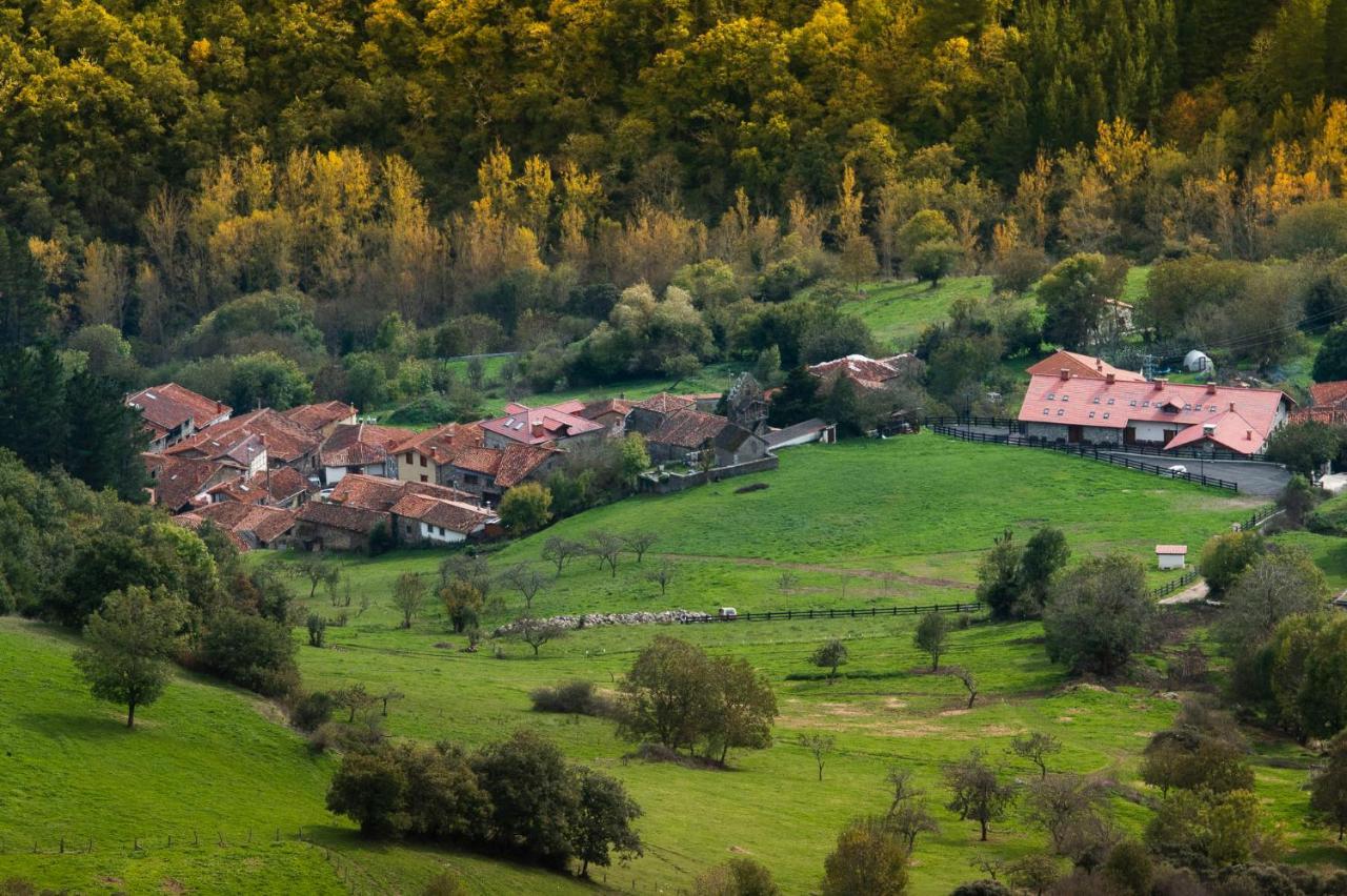 Apartamentos Los Picos De Europa Colio Buitenkant foto